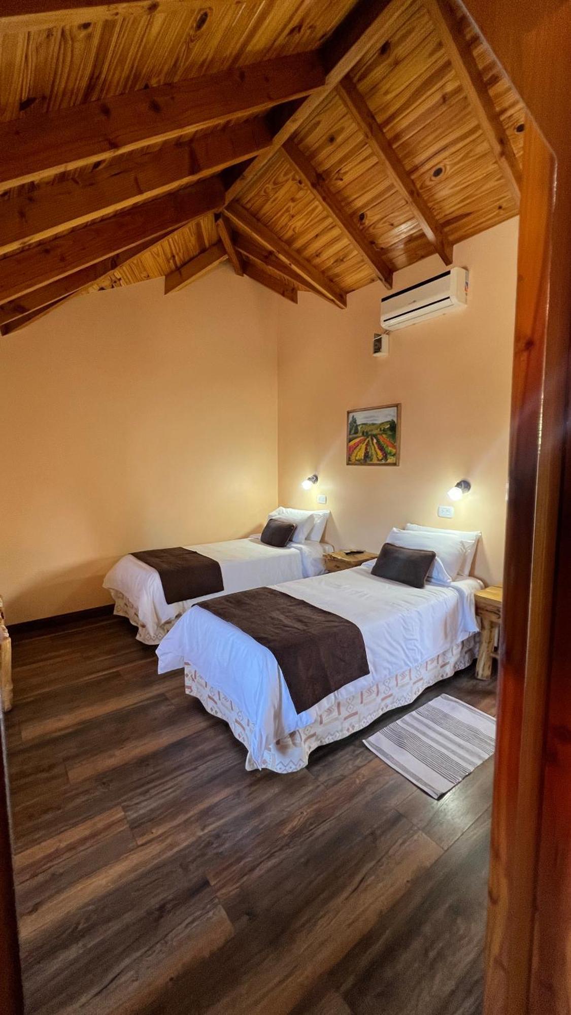 Hotel Y Cabanas Casa De Piedra Trevelín 외부 사진