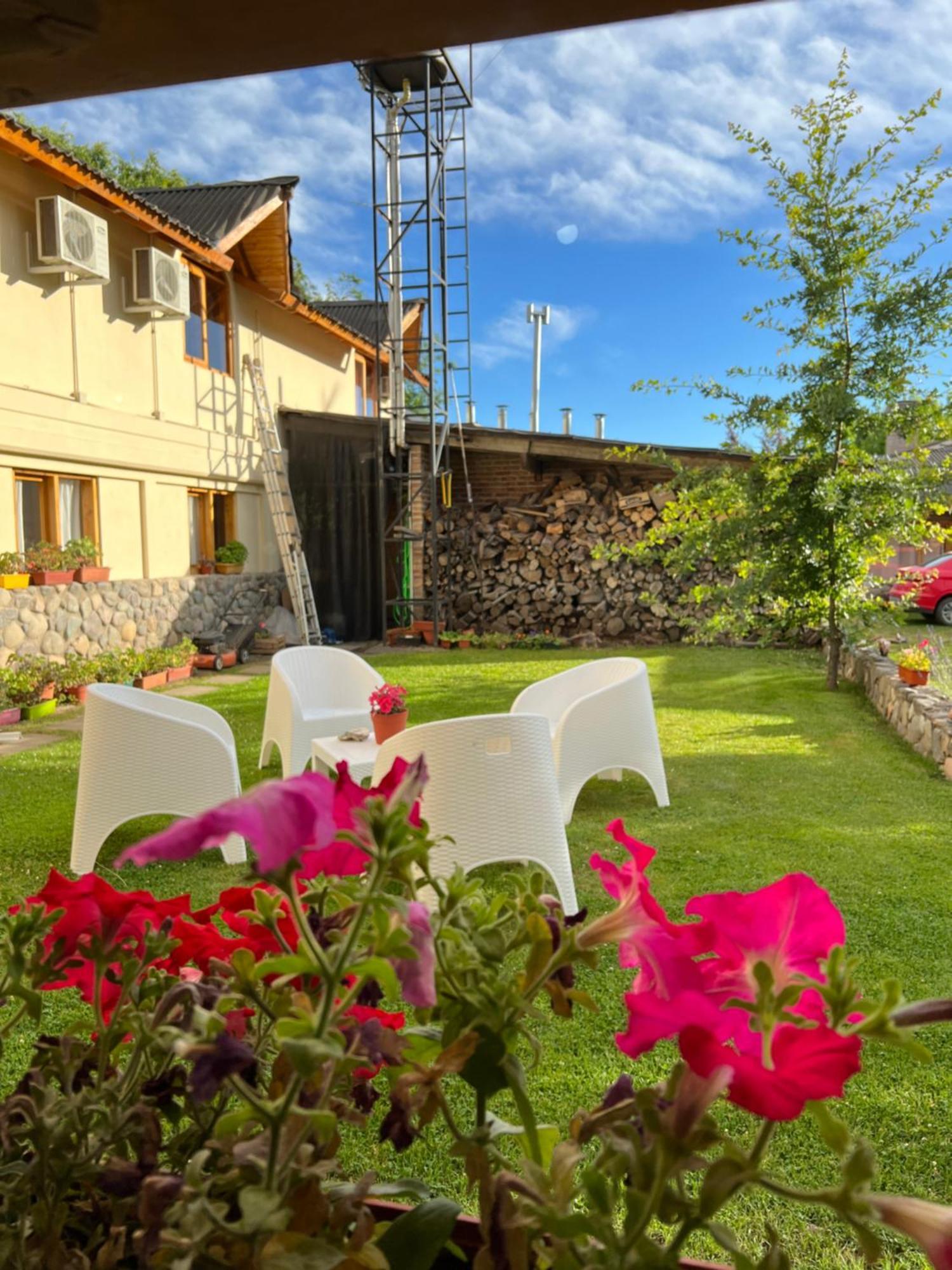 Hotel Y Cabanas Casa De Piedra Trevelín 외부 사진